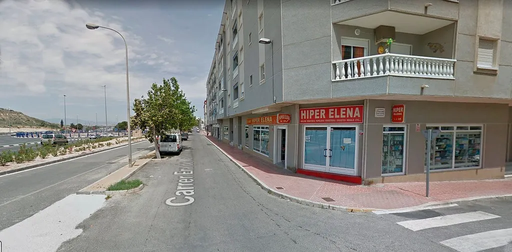 Local en venta en Hermanos Bazan